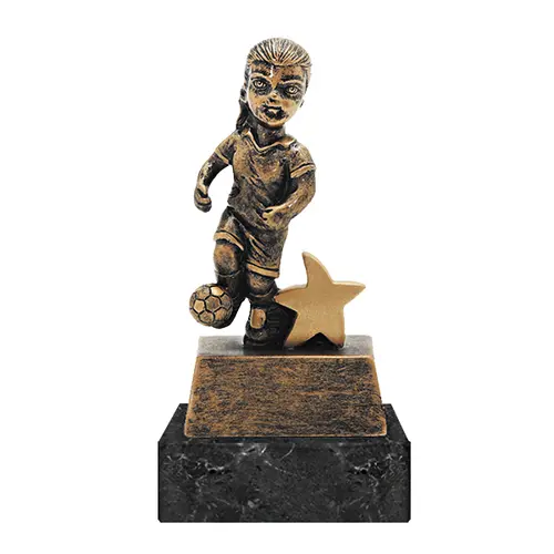 Trofeo Resina Niña Futbolista 24614   16 cms.